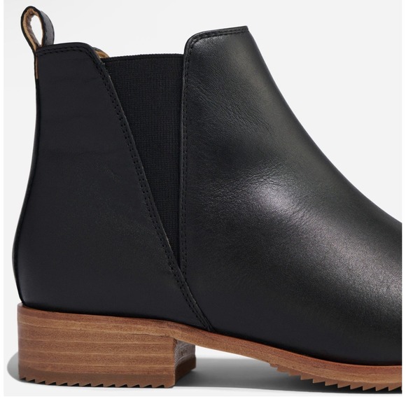 Nisolo Everyday Chelsea Boot Black Leather Womens 6.5 Medium New In Box - Picture 8 of 13